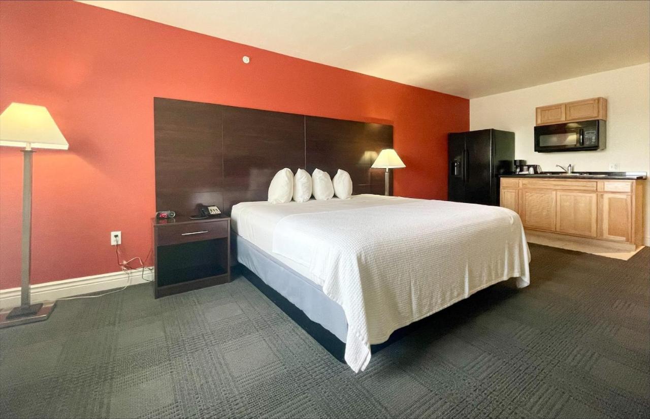 Fairbridge Inn & Suites Cuero Exterior foto